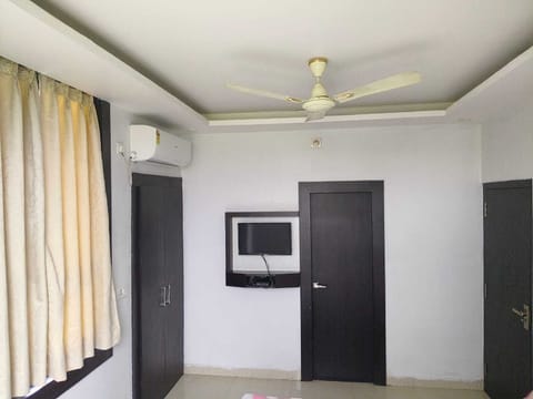 Deluxe Double Room | Interior