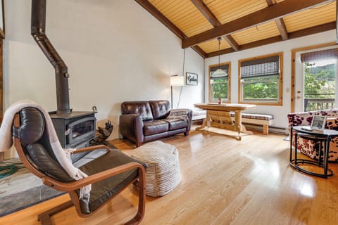 Cortland Vacation Rental | 2BR | 2BA | 872 Sq Ft