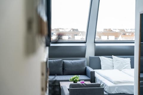 Suite | Interior