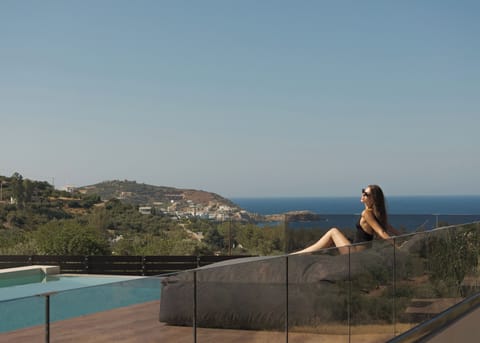 Vitsila Villa I, a sea-view family retreat near beautiful Bali.