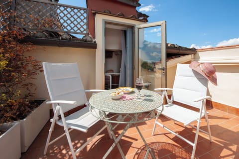 Apartment (1 Bedroom) | Terrace/patio