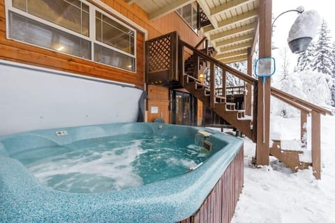 Chalet (4 Bedrooms) | Interior