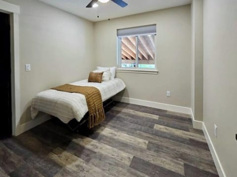 House (Multiple Bedrooms) | Interior