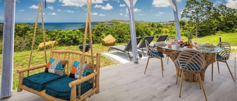 Vue depuis la terrasse vers la mer