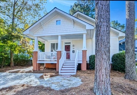 Beautiful cottage in quiet neighborhood with mature trees. Located in heart of Apex.