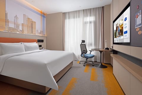 Superior Single Room | Desk, laptop workspace, blackout drapes, soundproofing