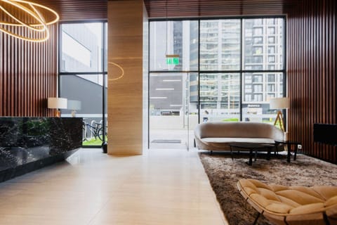Basic Apartment | Lobby