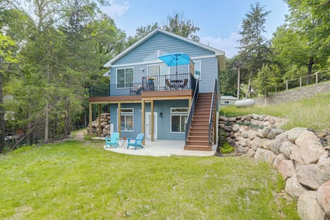 South Haven Vacation Rental | 3BR | 3BA | 1,850 Sq Ft | Steps to Enter