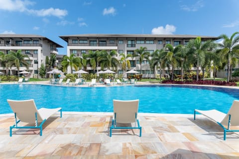 15 outdoor pools