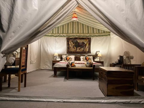 Deluxe Tent, Garden View | WiFi (free)
