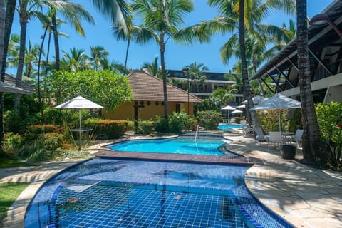 15 outdoor pools
