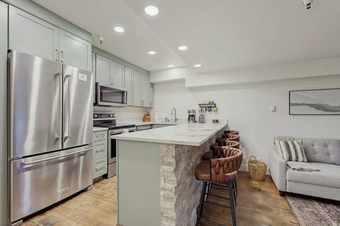 Apartment (1 Bedroom) | Interior