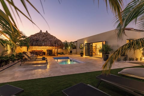 Outdoor area - backyard