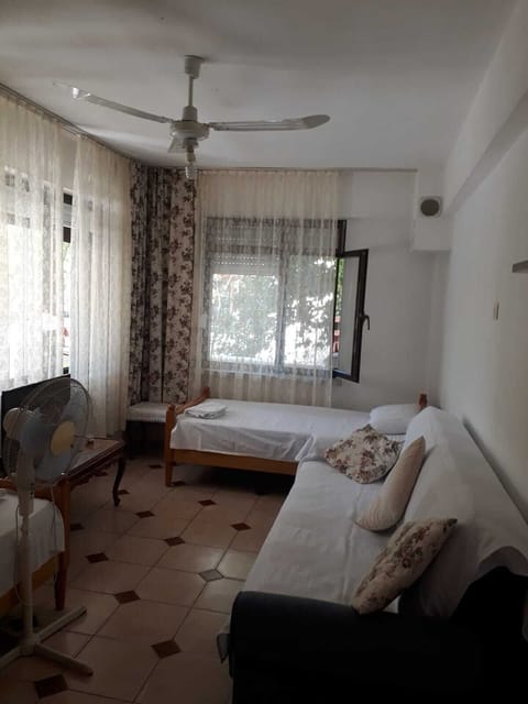 Standard Condo, Balcony | WiFi (free)