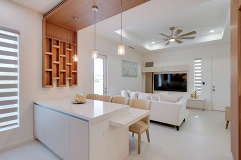 McAllen Vacation Rental | 1BR | 1.5BA | 796 Sq Ft