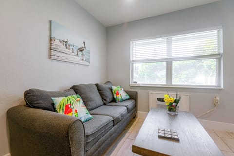 Lantana Vacation Rental | 1BR | 1BA | 555 Sq Ft