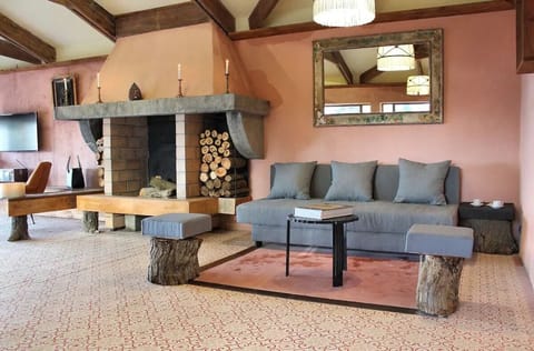Luxury Suite, Partial Sea View | Living area | Flat-screen TV