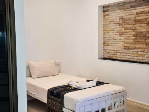 Superior Villa, Patio, Pool View | WiFi (free)