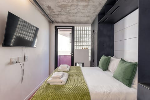 Classic Apartment, Balcony | Iron/ironing board, WiFi (free)