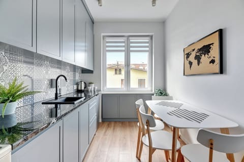 Standard Apartment, Non Smoking, Private Bathroom | Private kitchen | Coffee/tea maker, electric kettle, highchair, freezer
