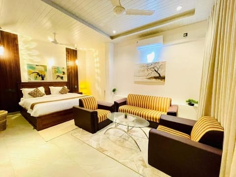 Deluxe Room | Interior