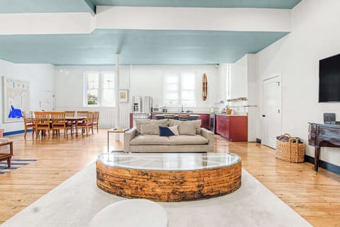 Condo, Multiple Beds, Kitchen, Garden View (The Cathedral Suite) | Living area