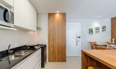 Basic Apartment | Private kitchen
