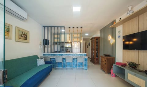 Chalet | Living area | 40-inch TV with digital channels