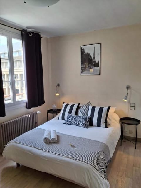 Double Room | Desk, laptop workspace, WiFi (free)