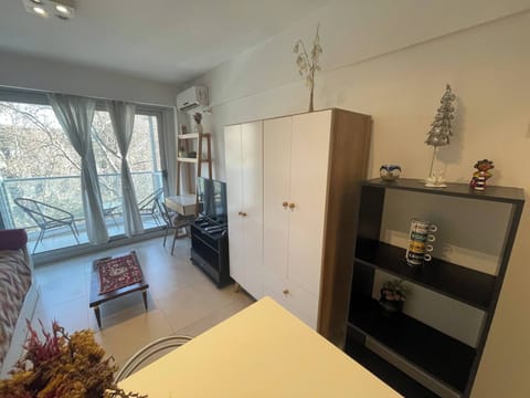 Apartment, 1 Bedroom, Accessible, Smoking | 1 bedroom