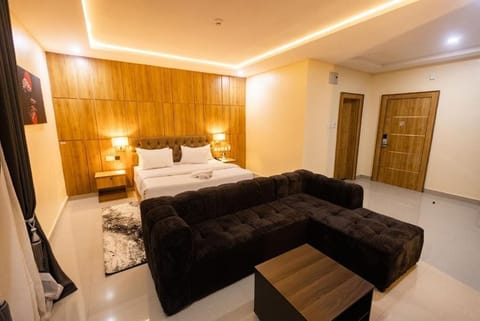 Executive Single Room | In-room safe, WiFi (free)