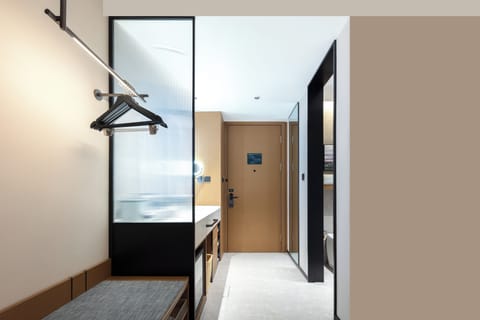 Basic Single Room | Interior