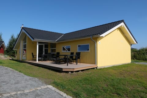 Holiday Home Exterior [summer]
