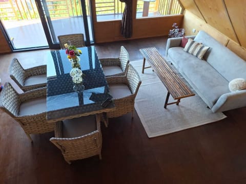 Family Bungalow, Sea View | Living area