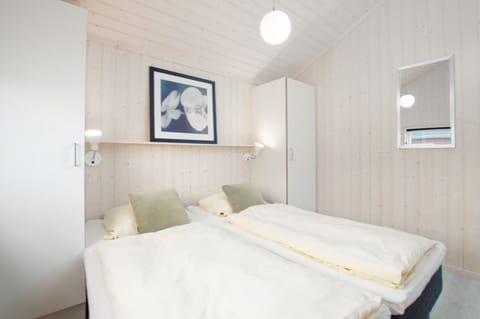 Apartment | 3 bedrooms, individually furnished, bed sheets