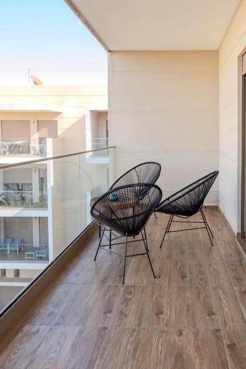 Apartment, Balcony, Courtyard View | Terrace/patio