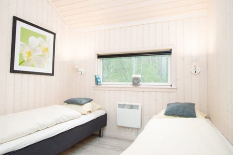 Apartment | 4 bedrooms, individually furnished, bed sheets