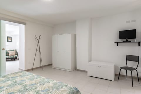 Apartment | Iron/ironing board, WiFi (free)