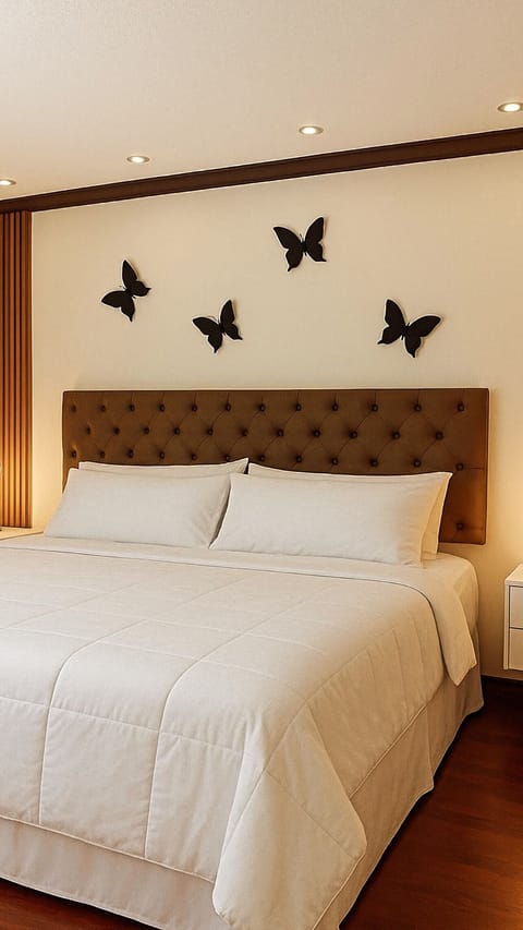 Deluxe Apartment, Balcony, Hill View | Blackout drapes, WiFi (free)