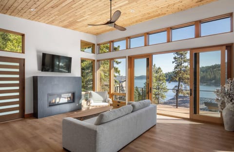 Enjoy views of the Lake while entertaining, or snuggling up to a good movie!