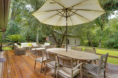 Silver Springs Vacation Rental | 4BR | 2.5BA | 3,000 Sq Ft | 3 Steps to Enter