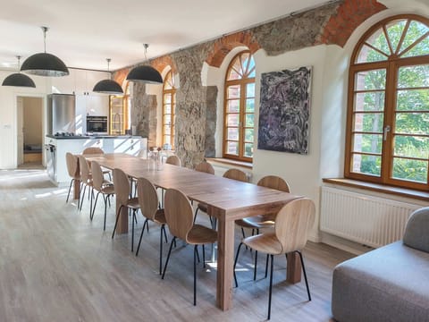 Großzügiger Wohn- und Essbereich