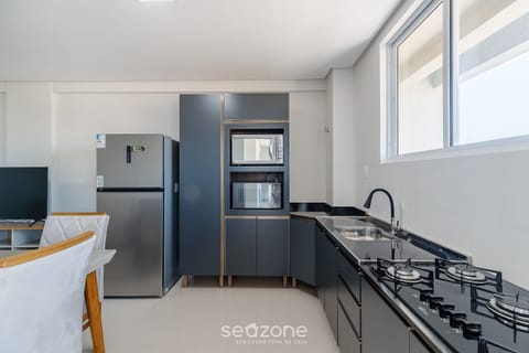 Basic Apartment | Private kitchen