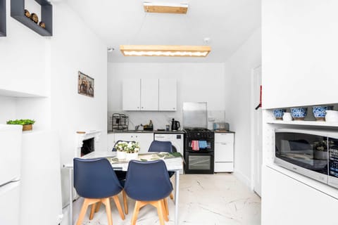 House | 1 bedroom