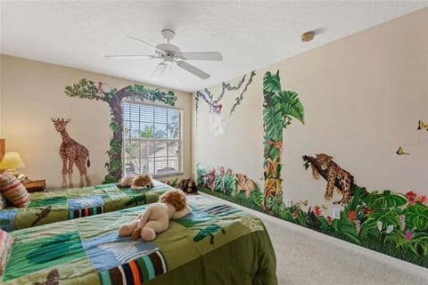 House, Multiple Beds, Pool View (WHA105-116-6-P - West Haven Retreat) | 6 bedrooms, individually decorated, individually furnished, bed sheets