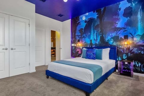 House, Multiple Beds, Pool View (SON108-3890-15-GP) | 15 bedrooms, individually decorated, individually furnished, bed sheets