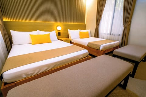 WiFi (free), bed sheets