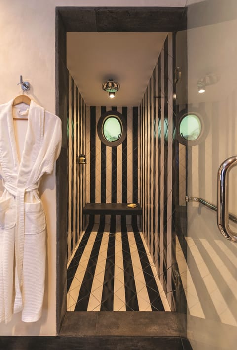 Luxury Room, 1 King Bed | Bathroom | Shower, rainfall showerhead, eco-friendly toiletries, hair dryer