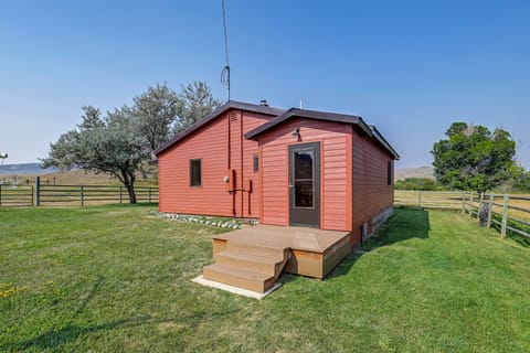 Absarokee Vacation Rental | 1BR | 1BA | 800 Sq Ft