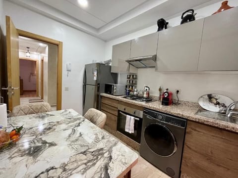 Apartment, Balcony, Garden View | Private kitchen